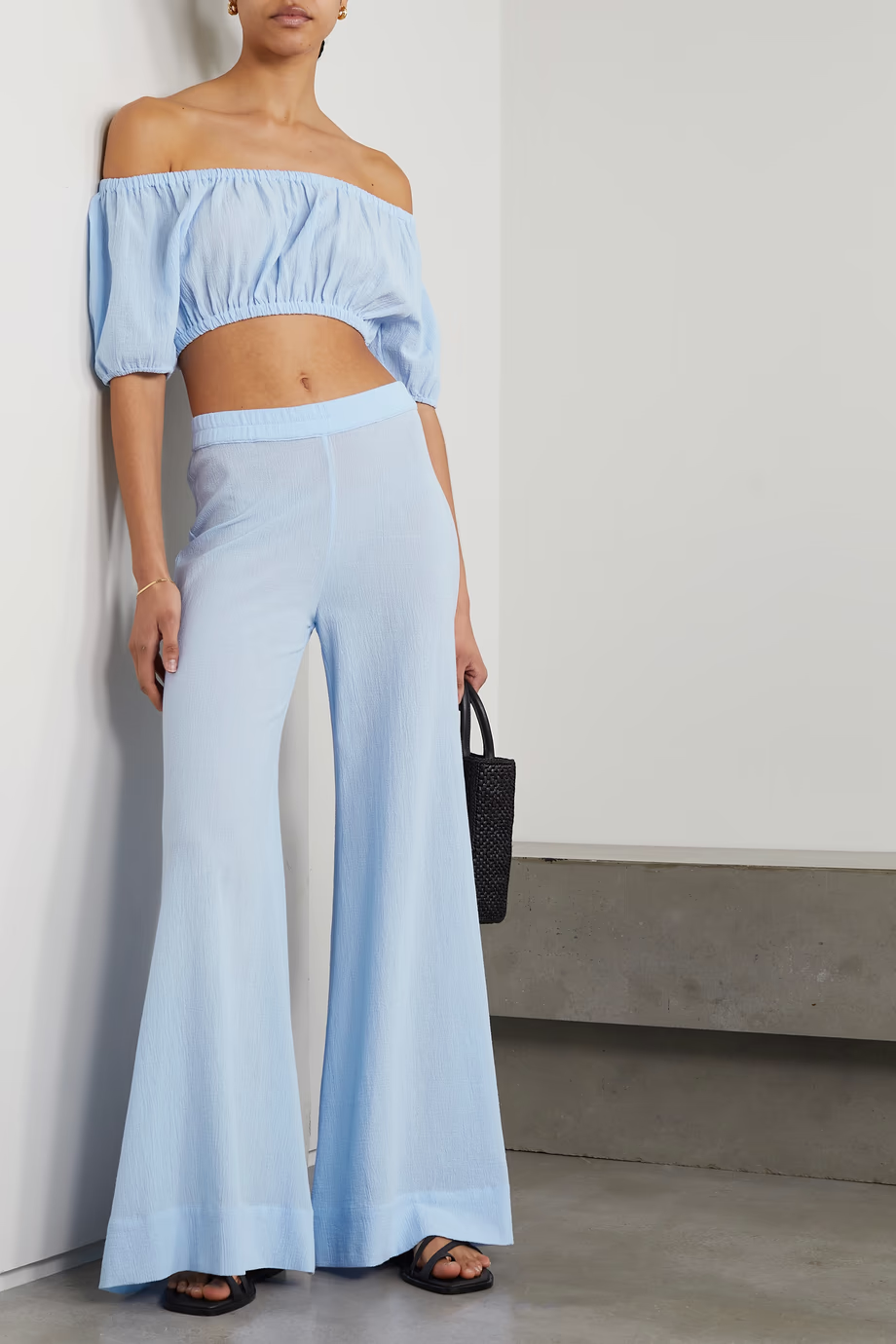 Cropped off-the-shoulder TOP & Pants