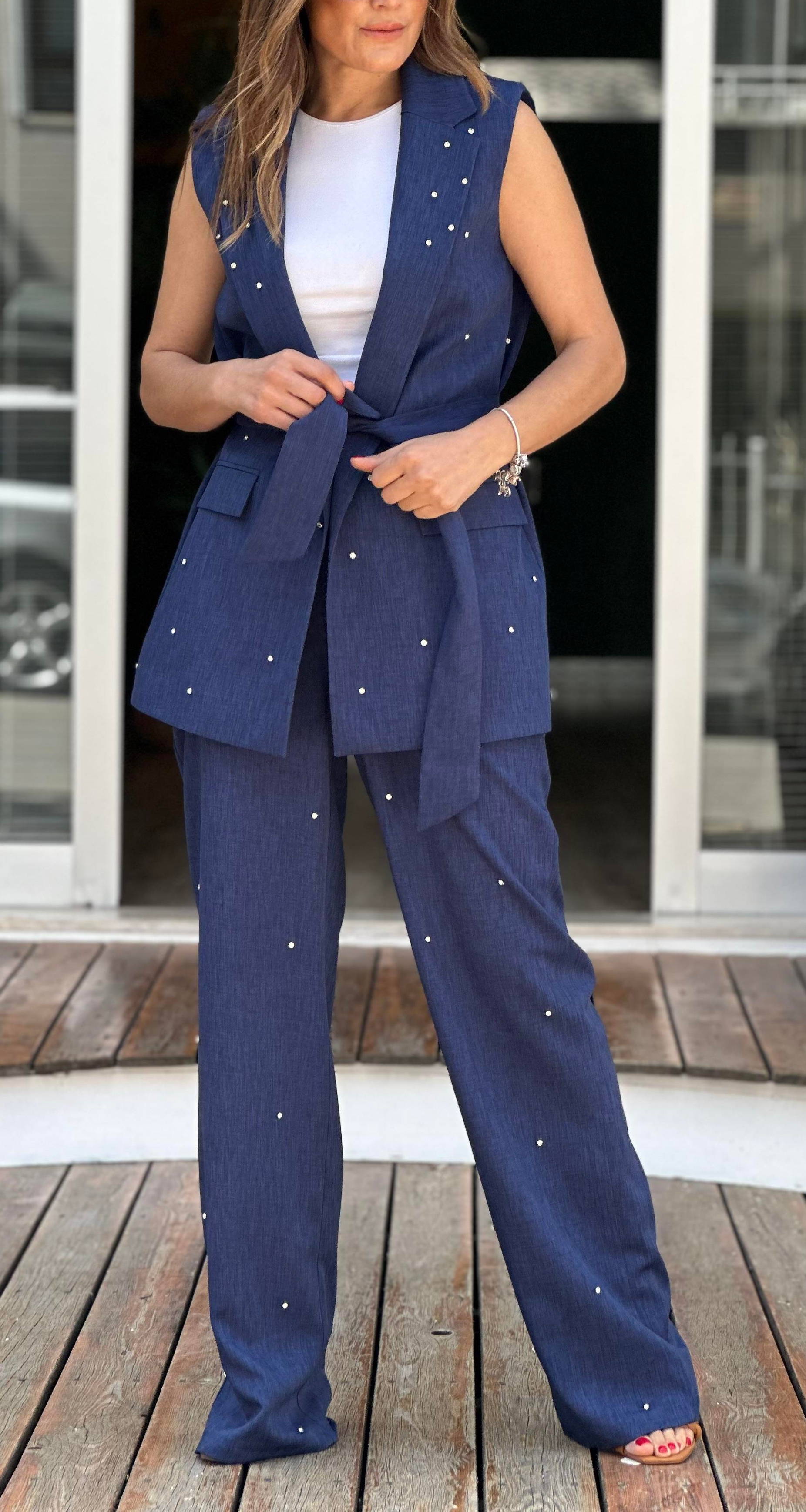 INDIGO Color Pearl Decorated Co-ord set